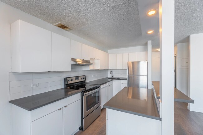 Forest Hills in Calgary, AB - Building Photo - Building Photo