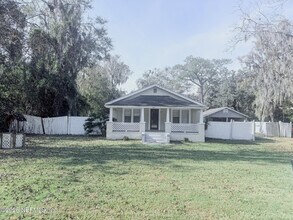10728 Old Kings Rd in Jacksonville, FL - Building Photo - Building Photo