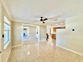 2918 10th Ave N in St. Petersburg, FL - Building Photo - Building Photo