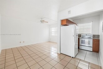 5730 NW 38th St in Virginia Gardens, FL - Building Photo - Building Photo