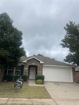 12732 Northern Pine Dr in Keller, TX - Building Photo