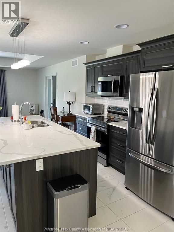 1127 Peabody Ave in Windsor, ON - Building Photo - Building Photo