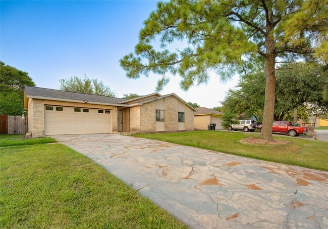 1510 Chestnut Tree Ln