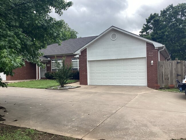 property at 5408 S Y St