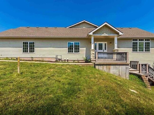 property at 1616 Mulligan Pl