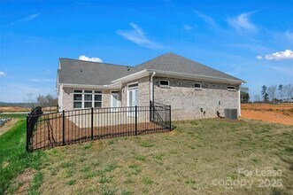 3054 Constitution Ln in Gastonia, NC - Foto de edificio - Building Photo
