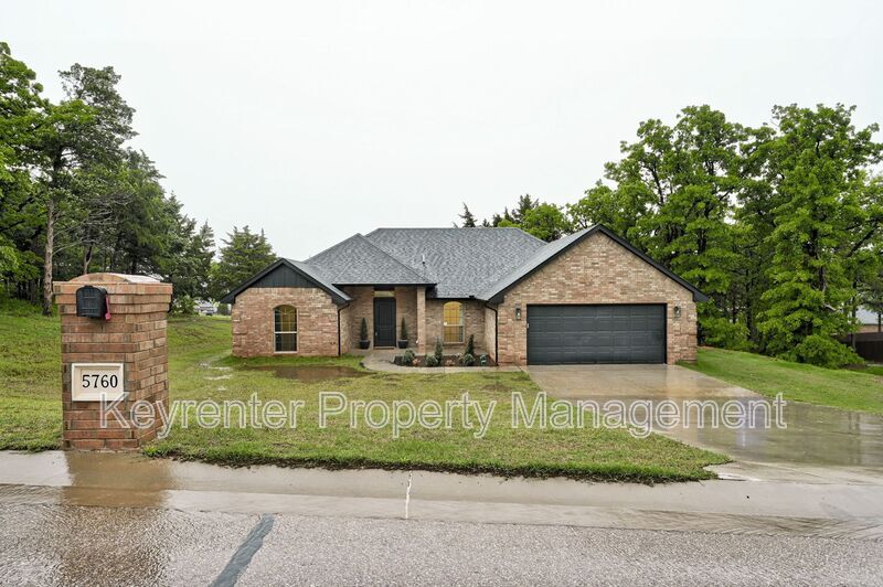 5760 Alder Ave in Guthrie, OK - Building Photo