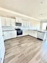 105 Everett Ct in Jarrell, TX - Building Photo - Building Photo