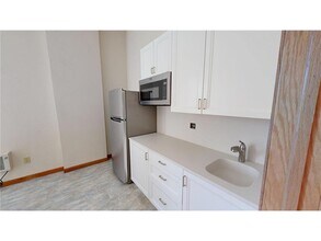 542 Benson Ave SW in Willmar, MN - Building Photo - Building Photo