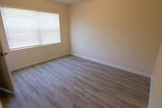 4027 Silver Ranch Rd in Houston, TX - Building Photo - Building Photo