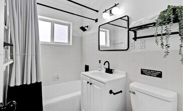 1541 NE 15th Ave in Fort Lauderdale, FL - Building Photo - Building Photo