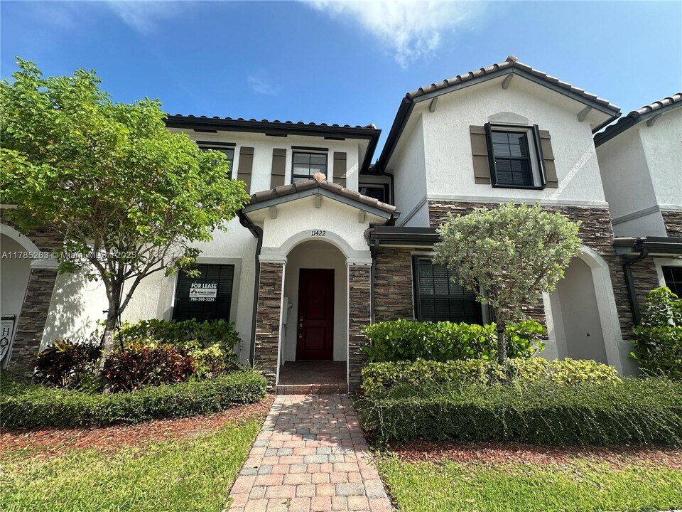 11422 SW 250th St in Homestead, FL - Building Photo