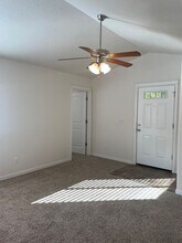 3556-3558 Fisher Ct NE in Salem, OR - Building Photo - Building Photo