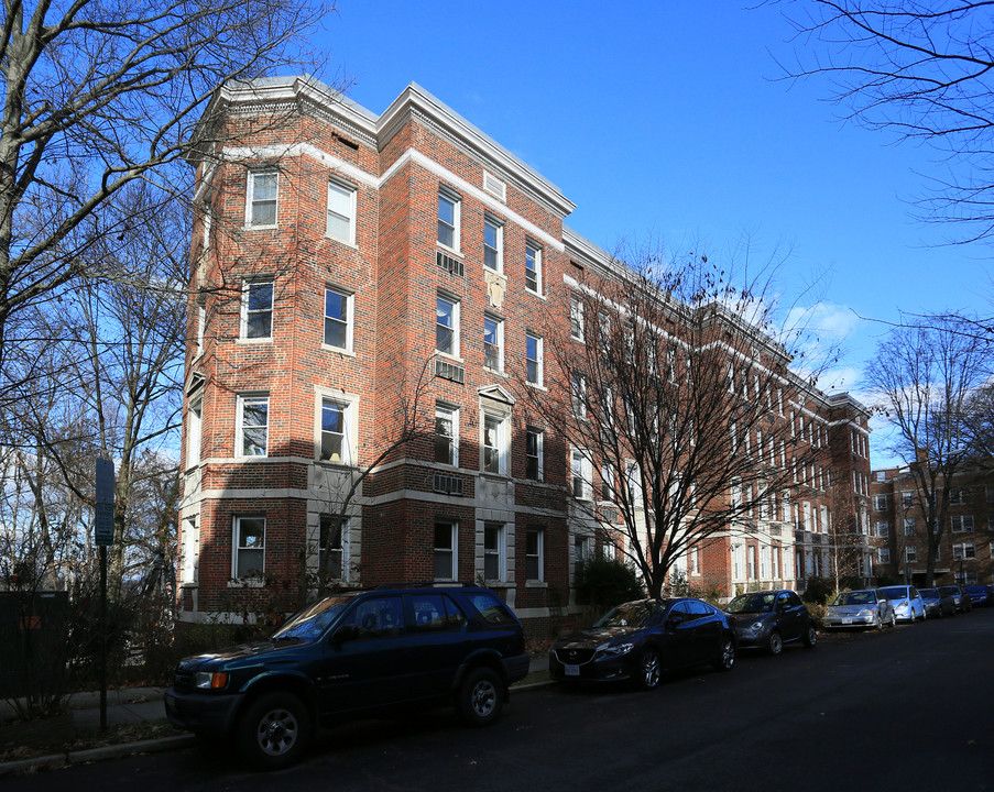 Clydesdale Cooperative Inc. in Washington, DC - Foto de edificio