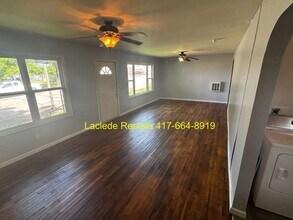 167 N Monroe St in Lebanon, MO - Building Photo - Building Photo