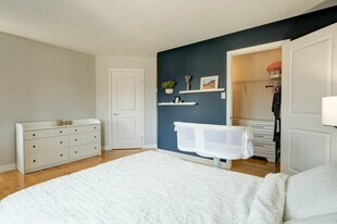 15842 Addison Rd in Addison, TX - Building Photo