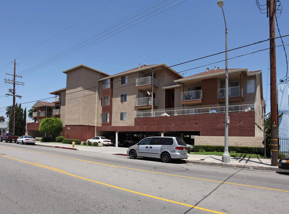 Wilmington Place Apartments in Wilmington, CA - Building Photo