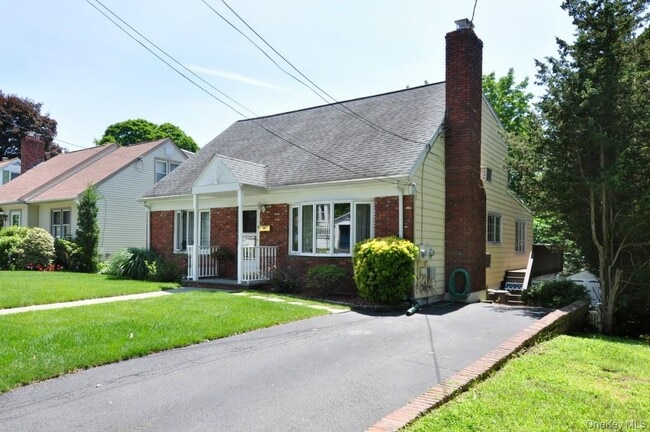property at 31 Blanchard Ave