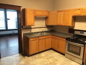 320 Cobun Ave, Unit Apt. 1 in Morgantown, WV - Building Photo - Building Photo