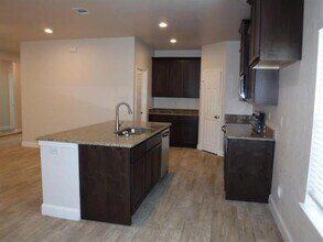 920 Jones St in Greenville, TX - Building Photo - Building Photo