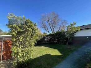 5735 Ostrom Ave in Los Angeles, CA - Building Photo - Building Photo