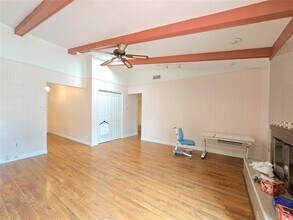 11801 Knights Bridge in Austin, TX - Building Photo - Building Photo