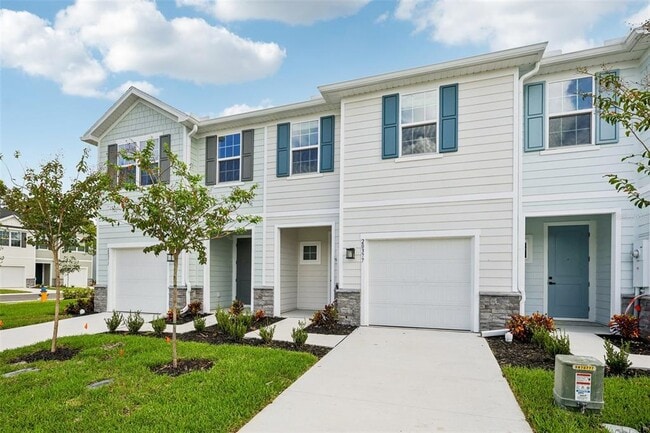 20377 Lou Angela Ln in Lutz, FL - Building Photo - Building Photo