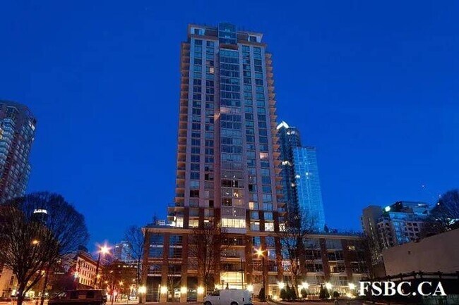 535 Smithe St in Vancouver, BC - Building Photo - Building Photo