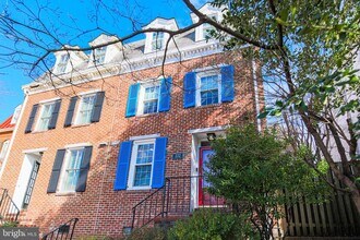 332 S Alfred St in Alexandria, VA - Building Photo - Building Photo