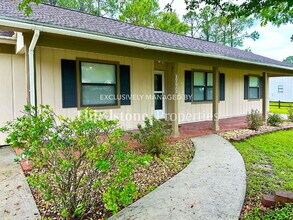 2004 Shadowlawn Dr in St. Marys, GA - Building Photo - Building Photo