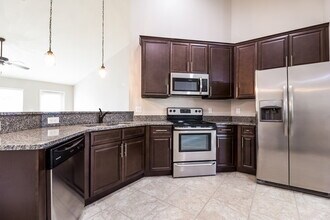 2130 Fawn Meadow Cir in St. Cloud, FL - Building Photo - Building Photo