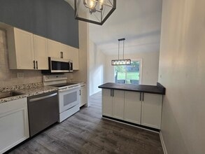 39875 N Golf Ln in Antioch, IL - Building Photo - Building Photo