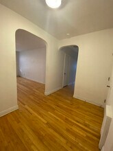 6645 De Terrebonne Rue in Montréal, QC - Building Photo - Building Photo