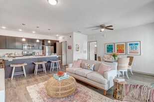 The Carlton of West Melbourne in West Melbourne, FL - Building Photo