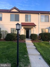 29 Queen Mary Ct in Chester, MD - Building Photo - Building Photo