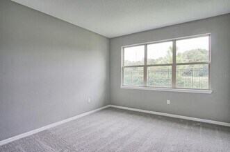 6366 Mooring Line Cir in Apollo Beach, FL - Building Photo - Building Photo