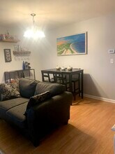 372 Monticello Dr in Branford, CT - Building Photo - Building Photo