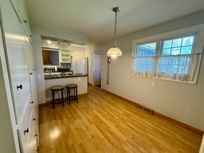 1535 Monterey Ct in Bettendorf, IA - Building Photo - Building Photo