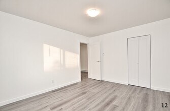6395 R. Villeneuve in Montréal, QC - Building Photo - Building Photo