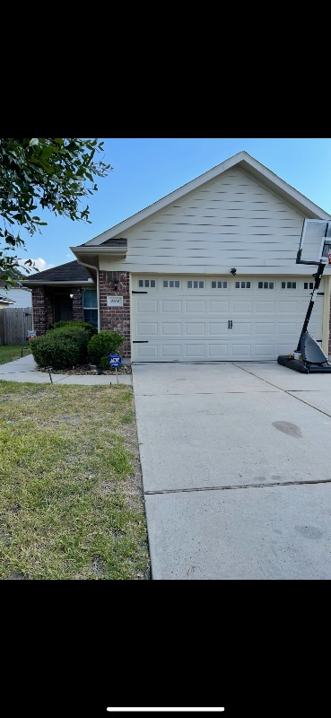 property at 9106 Aurora Park Ln