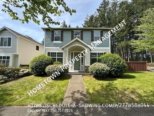 property at 3805 Lanyard Dr NE