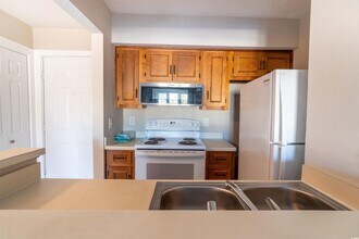 4708 Cobblestone Dr in Myrtle Beach, SC - Foto de edificio - Building Photo