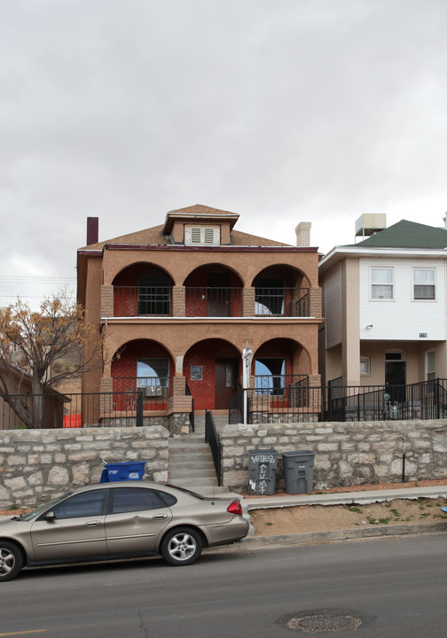 1117 N El Paso St in El Paso, TX - Building Photo