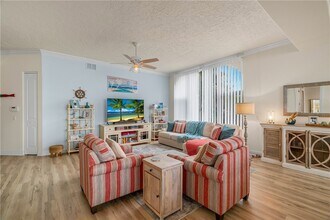 1701 Gulfstream Ave, Unit 729 in Fort Pierce, FL - Building Photo - Building Photo