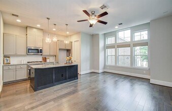 11012 Ayrshire Park Ln in Houston, TX - Building Photo - Building Photo