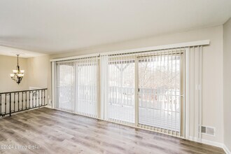 1222 Constitution Dr in Louisville, KY - Building Photo - Building Photo