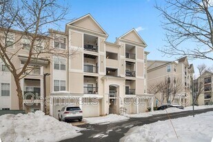 11375 Aristotle Dr in Fairfax, VA - Building Photo