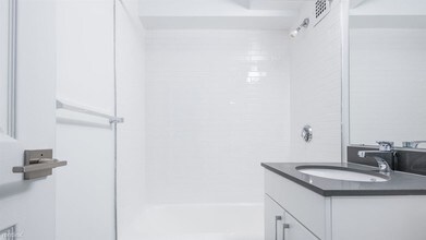 33 Irving St in Boston, MA - Building Photo - Building Photo