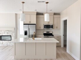 2780 N Clark Pkwy in Cedar City, UT - Building Photo