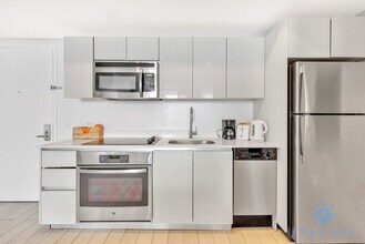 2602 E Hallandale Beach Blvd, Unit SI ID1227414P in Hallandale Beach, FL - Building Photo - Building Photo